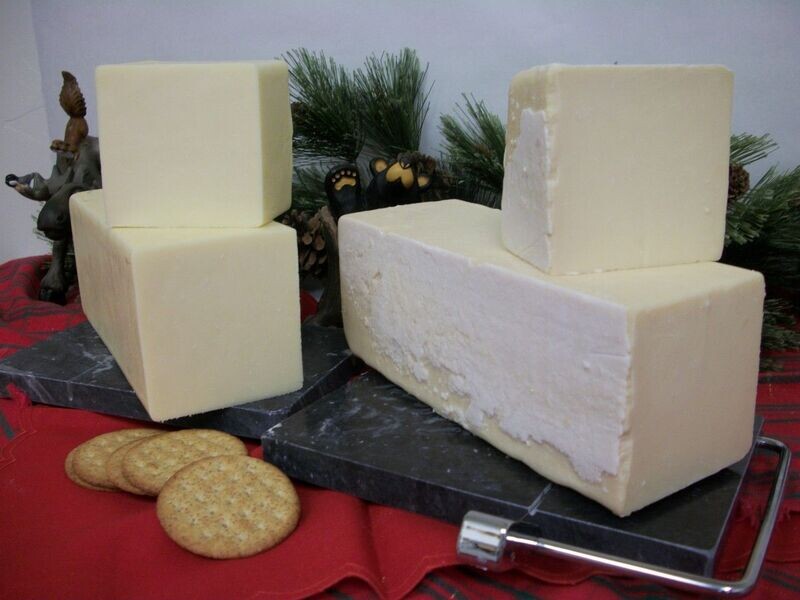 Extra Sharp White Natural Cheddar Aged 3 Years