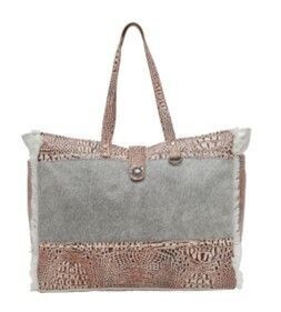 Myra Smokey Weekender Bag