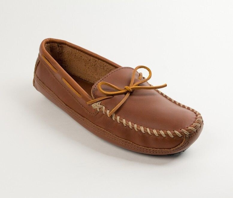 Minnetonka Mens Double Bottom Driver