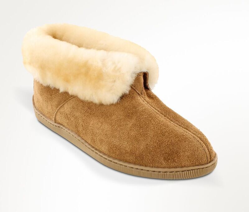 Minnetonka Men's Sheepskin Ankle Boot   #3751/#3751X