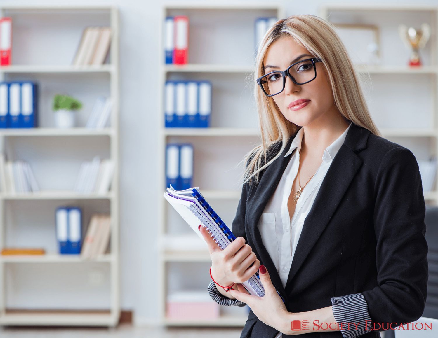 The Role of the Compliance Officer &amp; MLRO in a CSP Context
