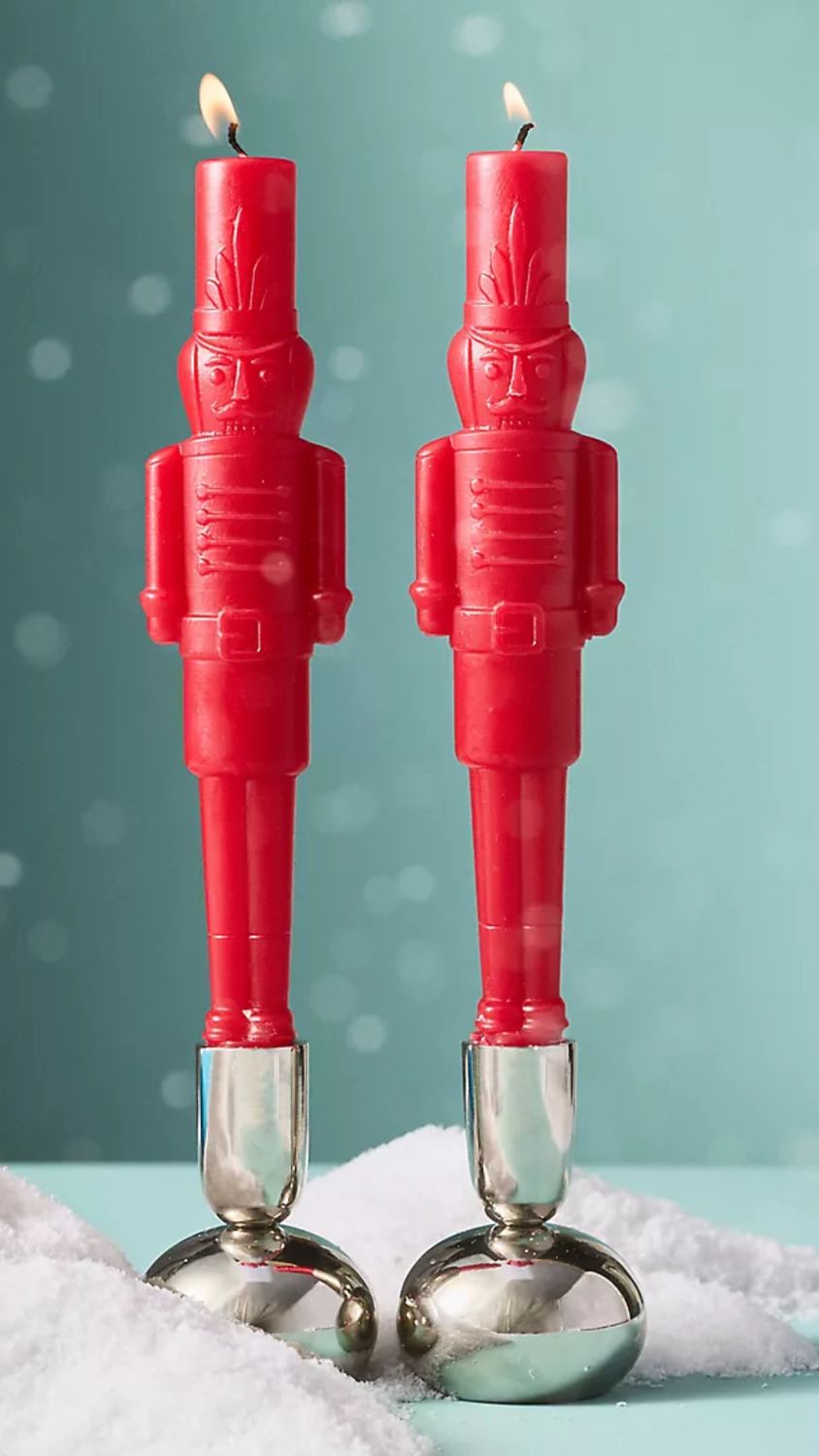 Set de 2 Velas En Forma de Cascanueces