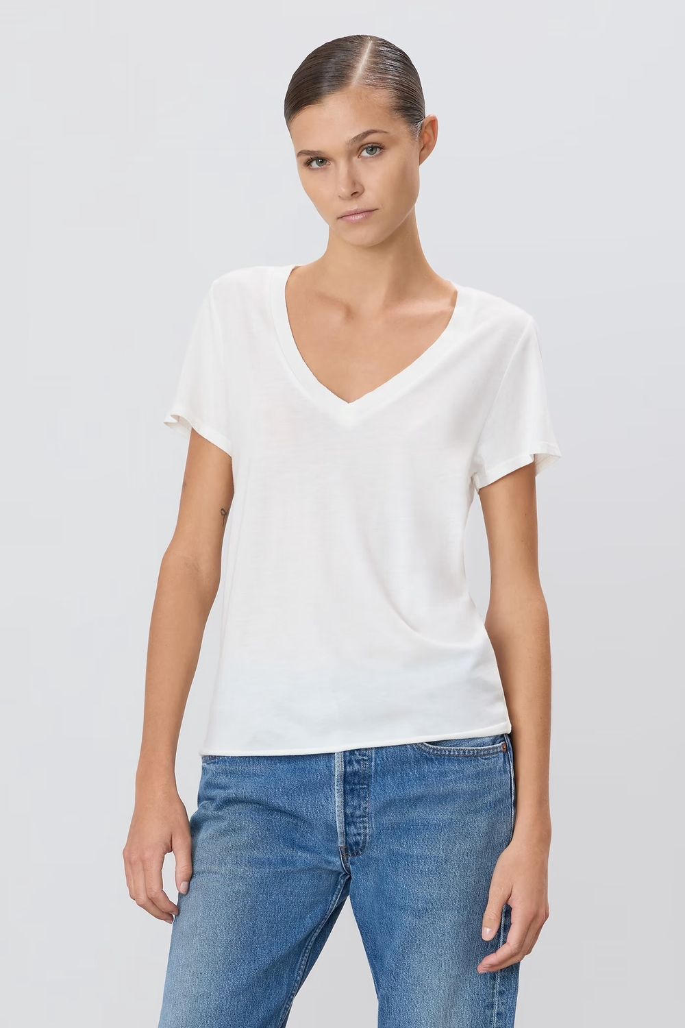 V-neck T-shirt