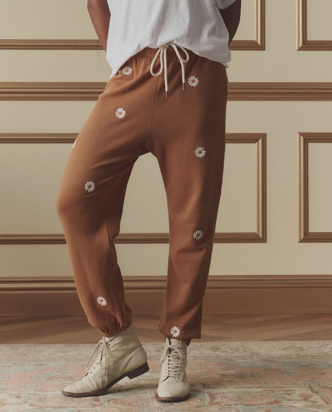 The Stadium Sweatpant - Floating Daisy