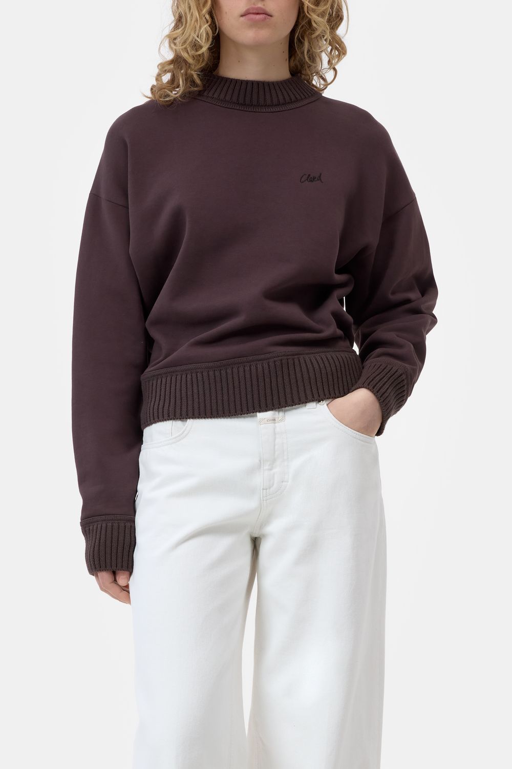 C95968-472-EM Basic Crewneck
