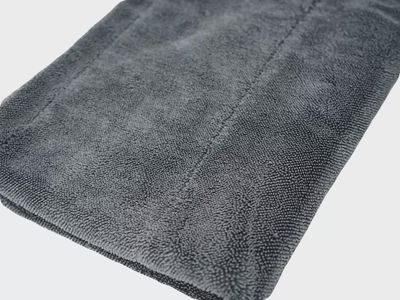 1400 GSM Mega Plush Microfiber Drying Towel