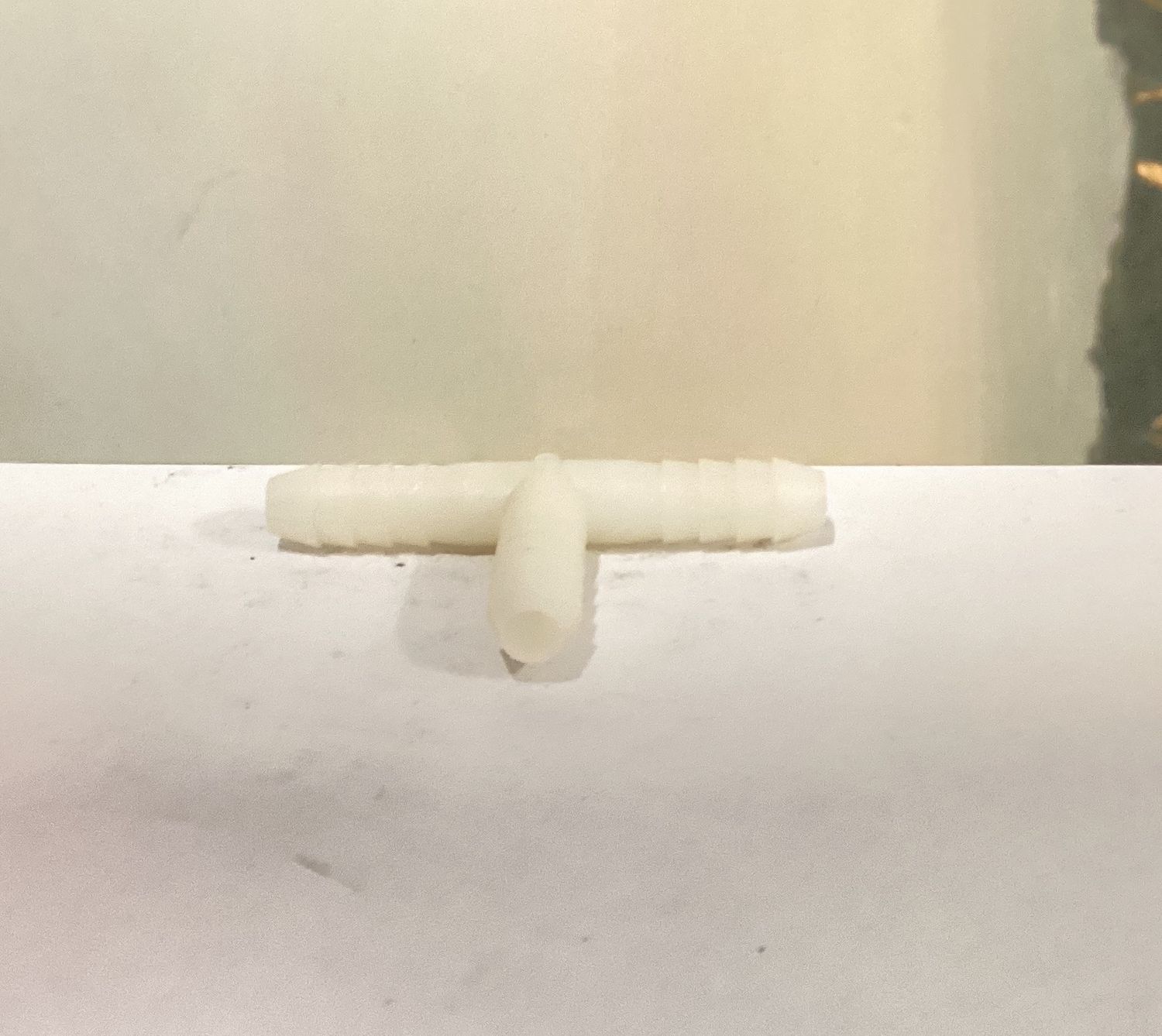 Tee nylon hose barbed 3/8"