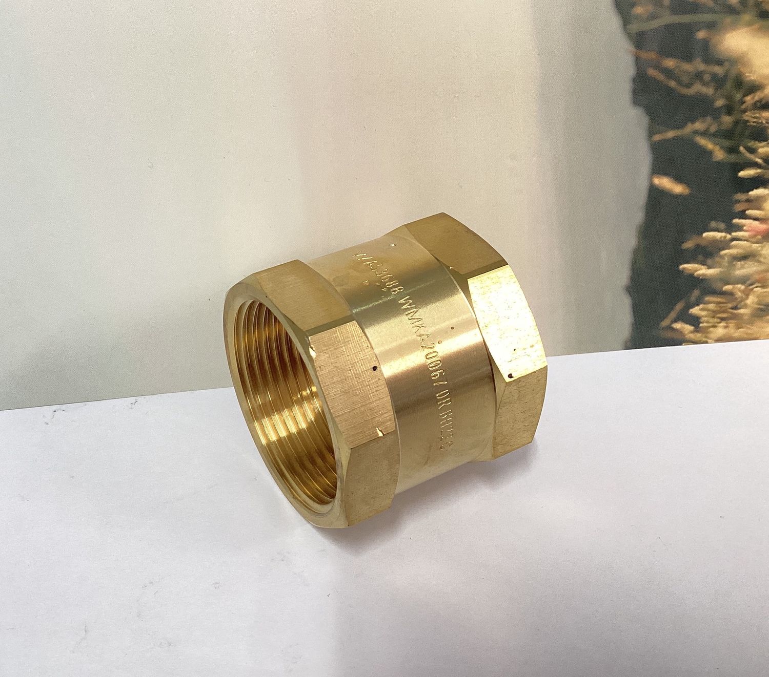 Brass socket 11/4"