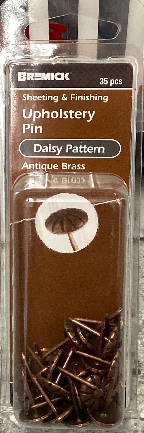 Upholstery Pin Daisy Antique Brass Pk35
