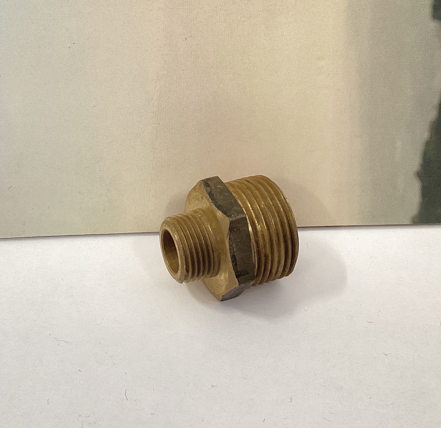 Brass nipple 3/4" x 3/8"