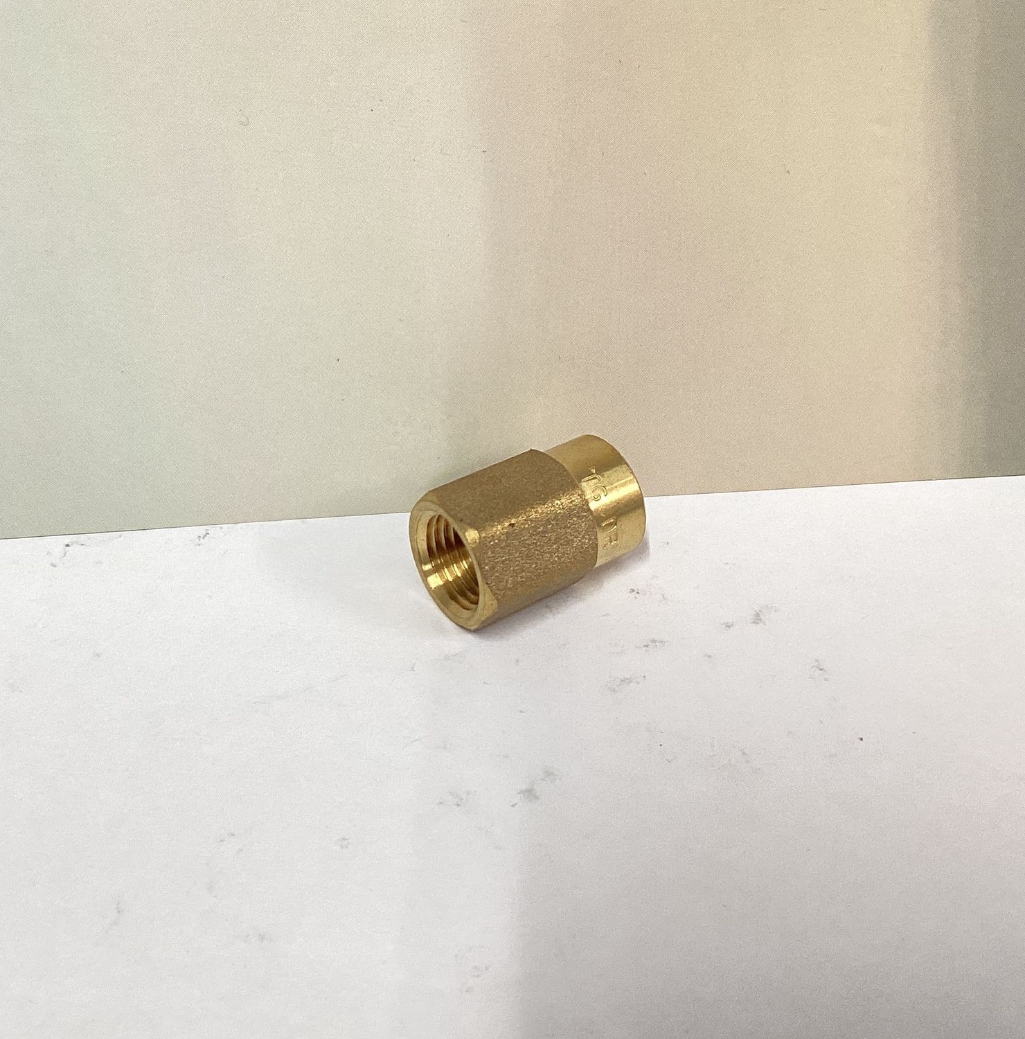 Brass Socket 1/4"x1/8"