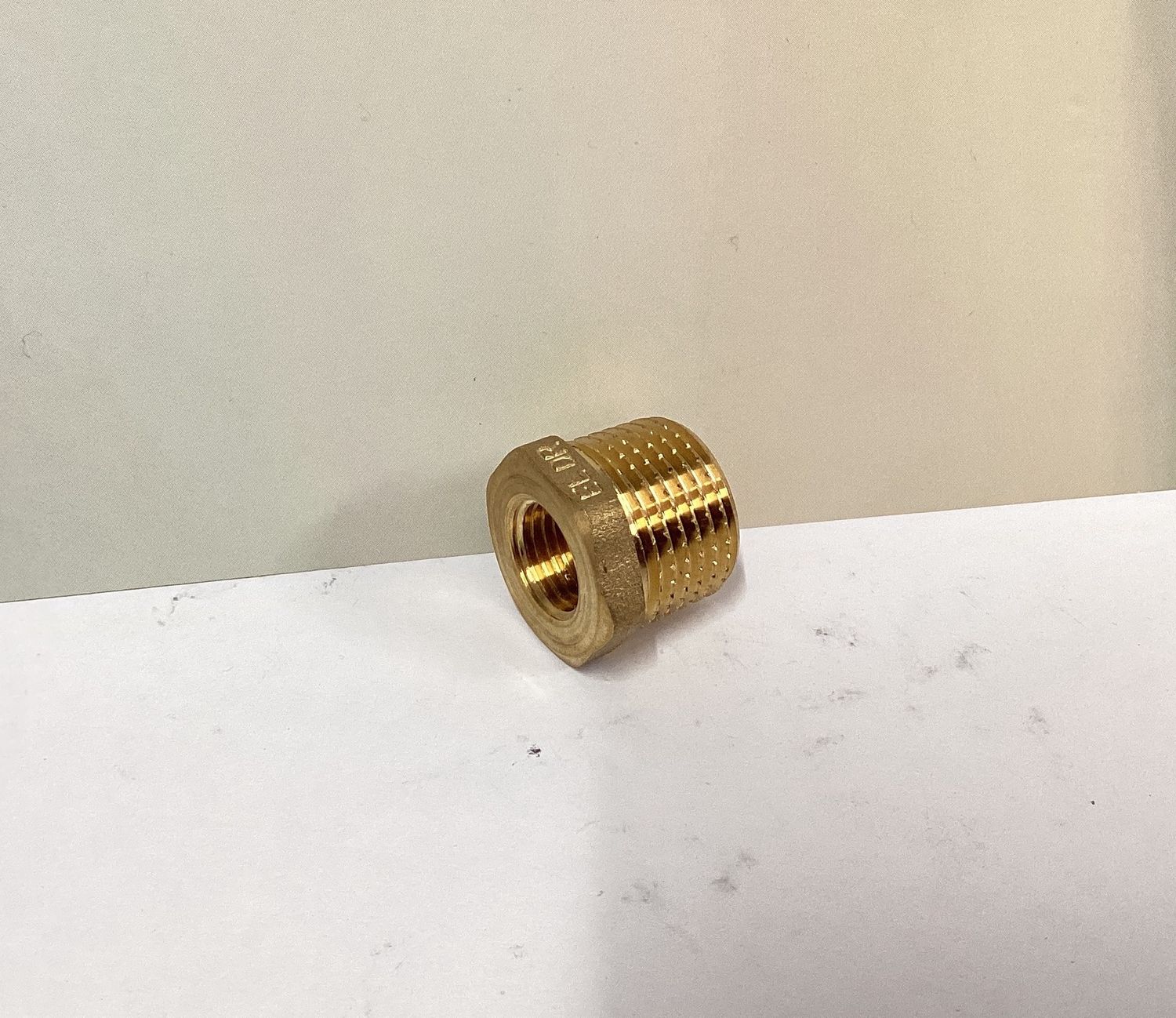 Brass bush 1/2" x 1/4"