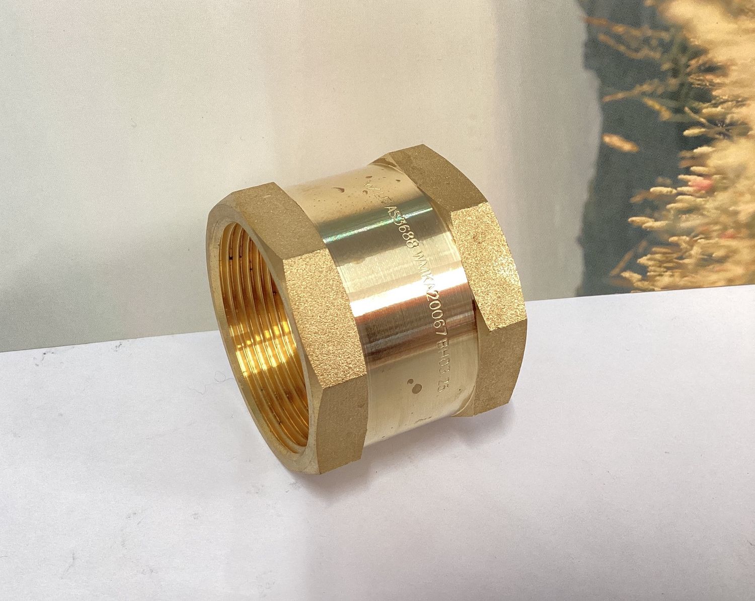 Brass Socket 11/2 (40mm)