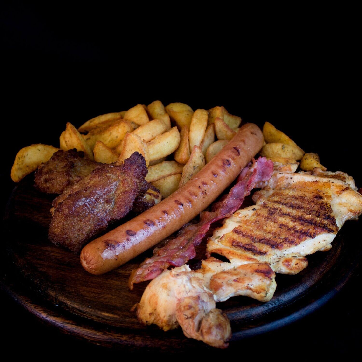 GRIGLIATA MISTA CON PATATE A SPICCHIO