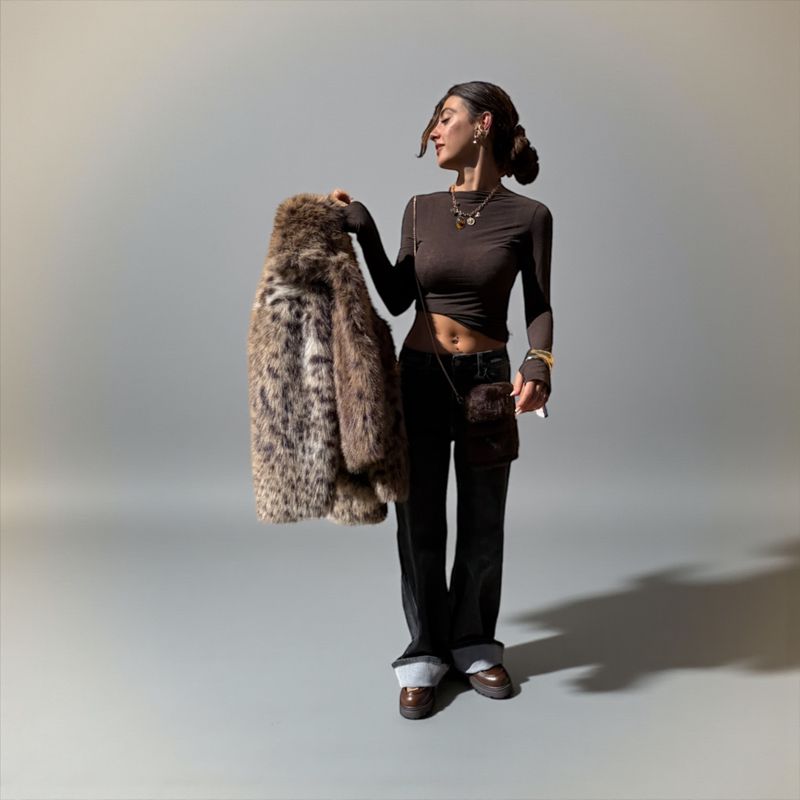 Maglia marrone semi trasparente