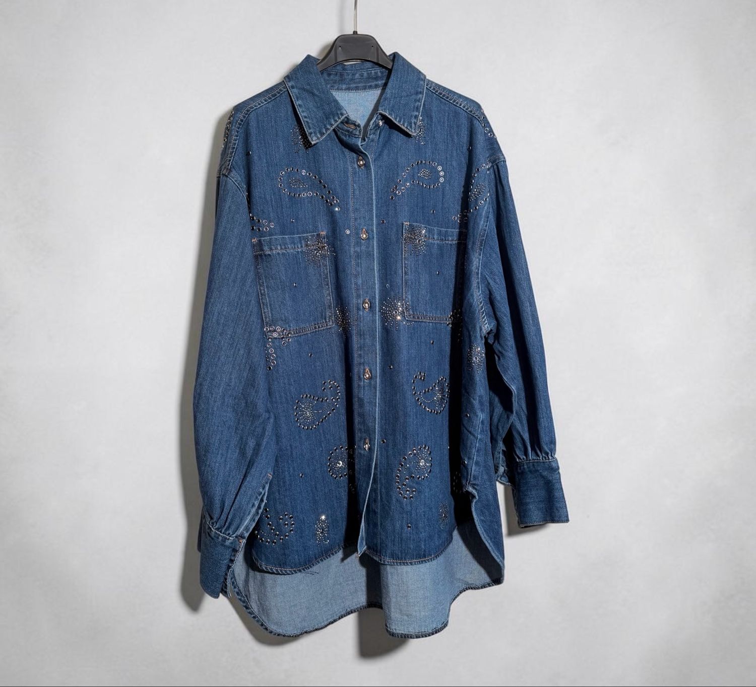 Camicia over jeans