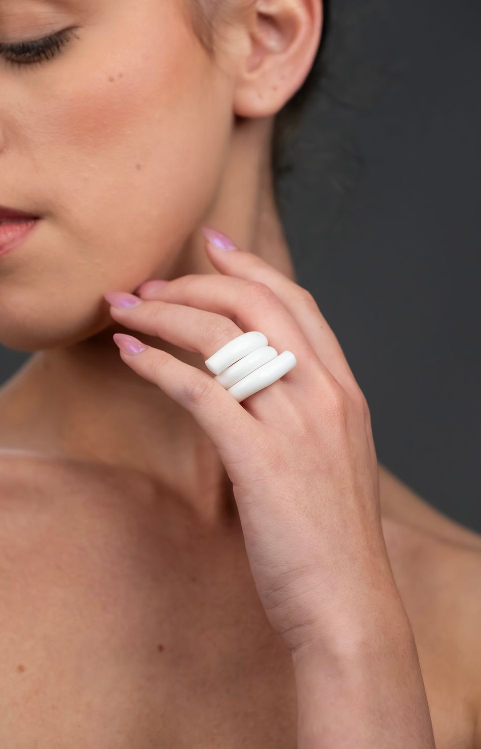 RS- Chofa Nudo Rings, Color: White