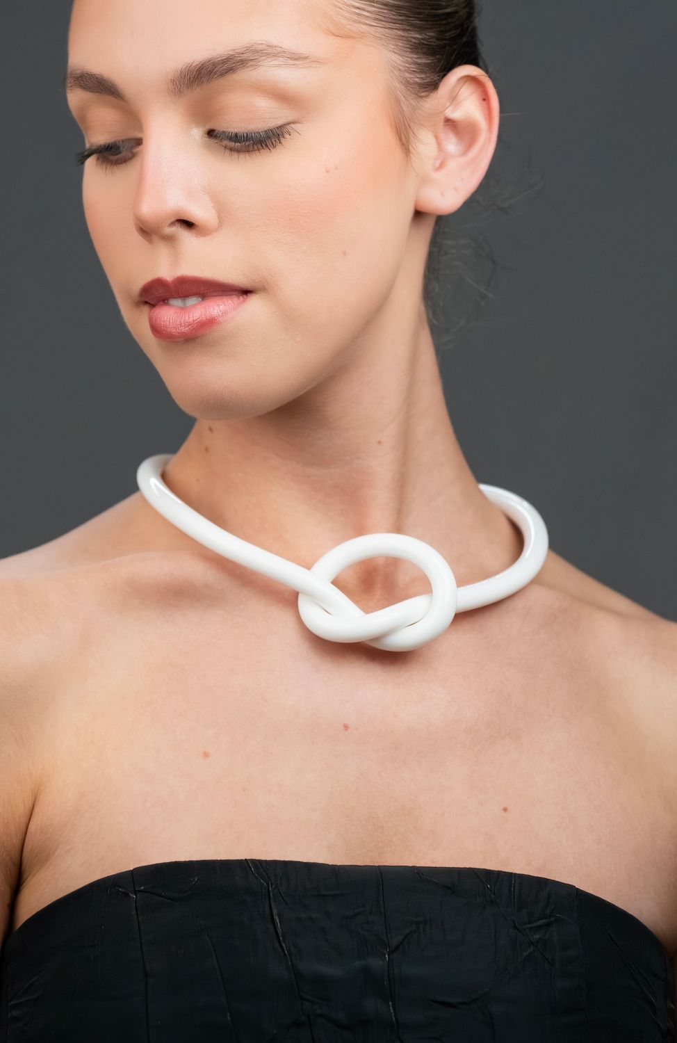 RS- Chofa Nudo Necklace, Color: White