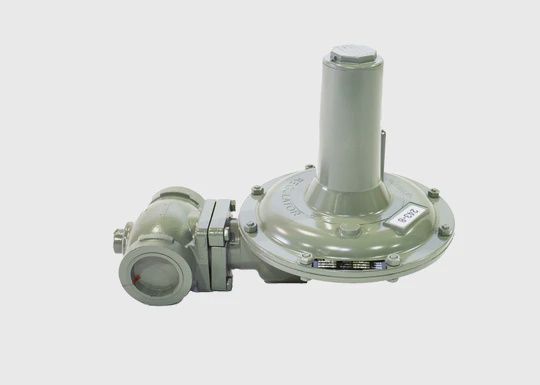 Sensus 243-8-2, 1-1/2&quot;NPT gas regulator w/ IRV, 1&quot; orifice, Green/black spring(6-14&quot;WC)