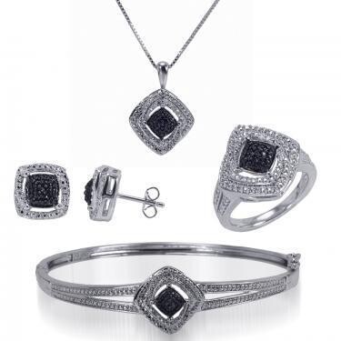 Beautiful Women&#39;s Silver Plated 1/4 CTW Diamonds Necklace, 4pcs
