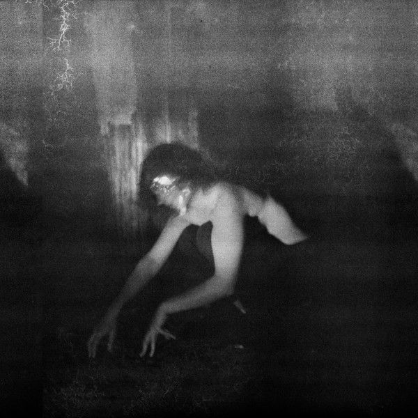 Demande À La Poussière – Quiétude Hostile