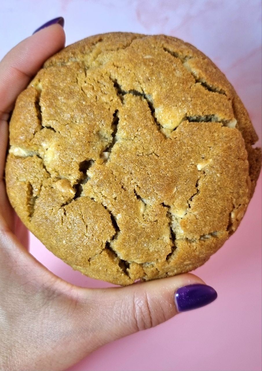 Cookie de turrón y chocolate blanco S/A