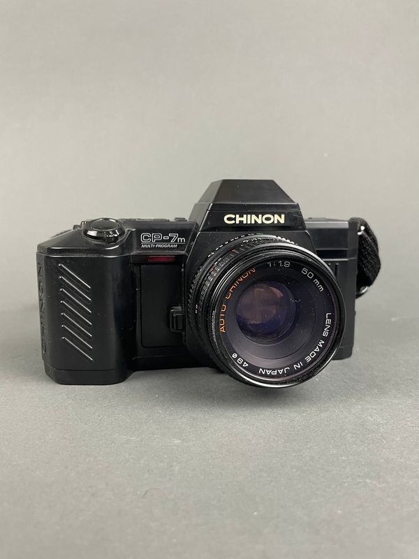 Chinon CP-7M