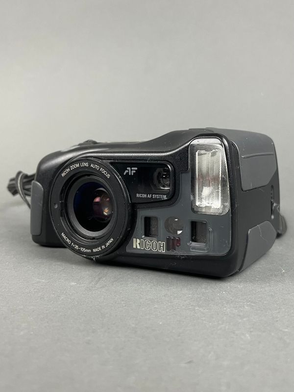 Ricoh Mirai Zoom 3 Date