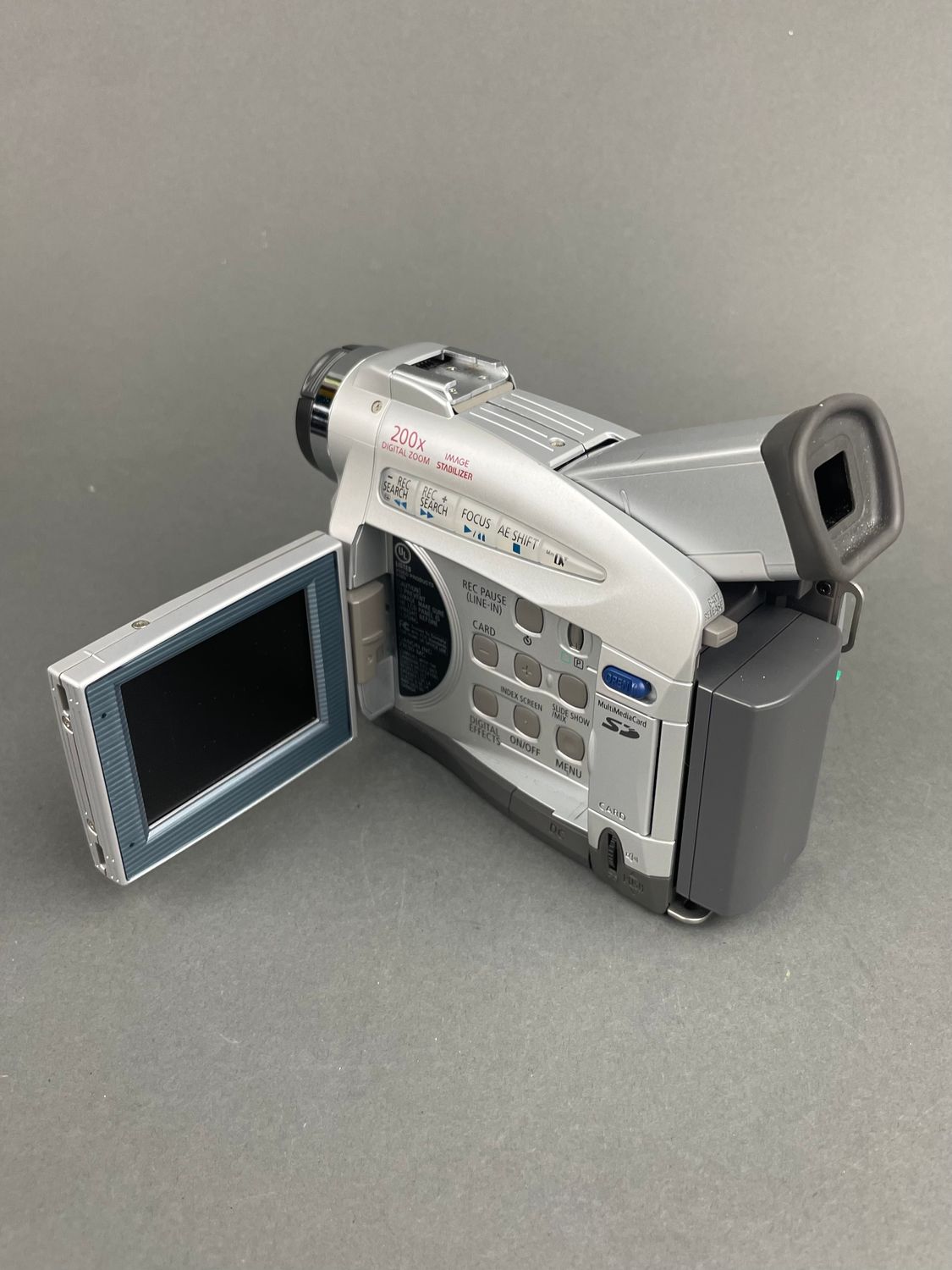 Canon ZR30MC Mini DV/SD Card Camcorder