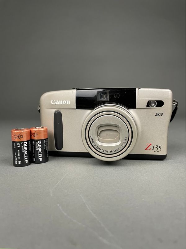 Canon Z135