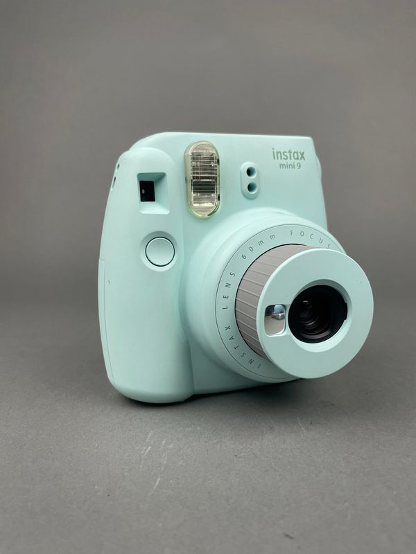 Fujifilm Instax Mini 9