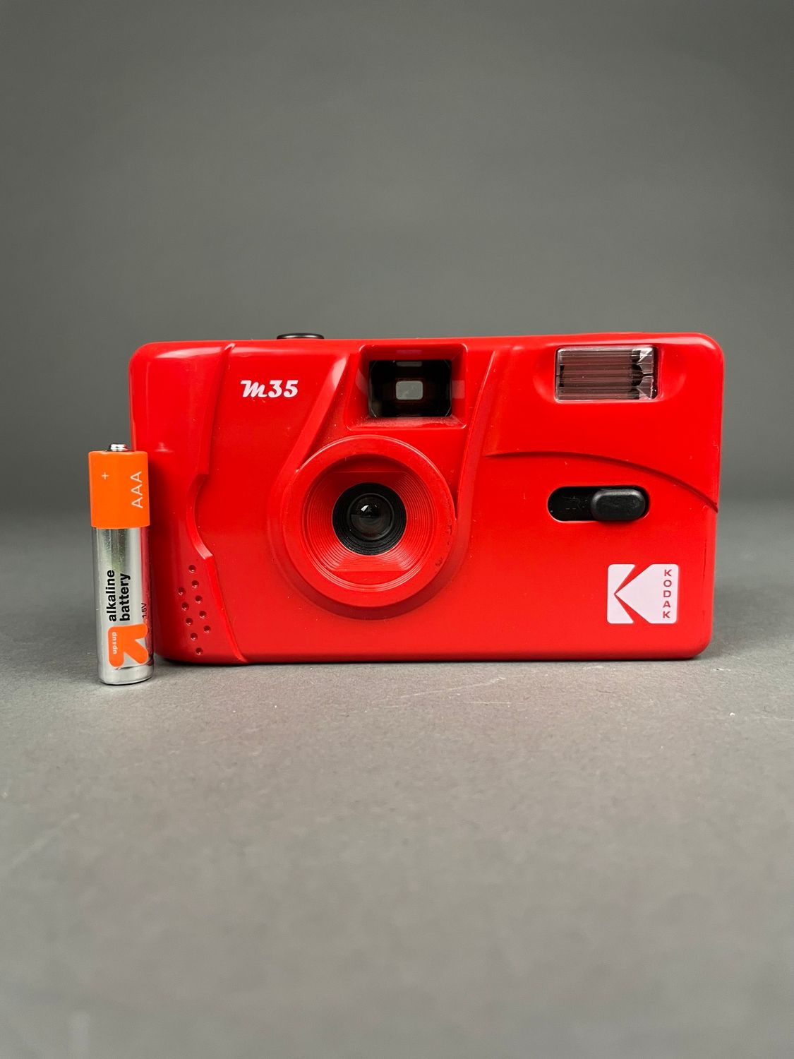 Kodak M35 (Red)