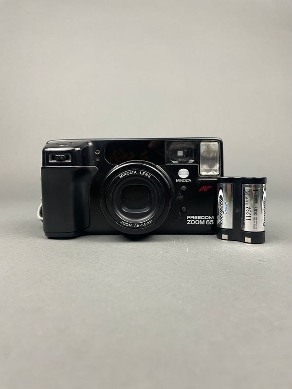 Minolta Freedom Zoom 65