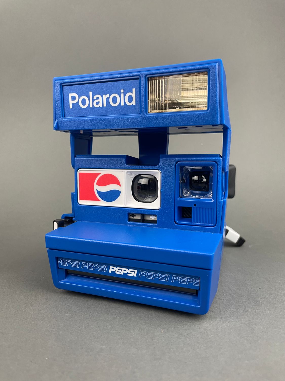 Retrospekt Pepsi One Step Polaroid