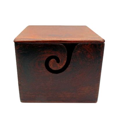 Ball Winders, Swifts &amp; Yarn Bowls – Essential Tools for Fibre Artists