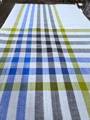 Weaving - Tea Towel Finishing