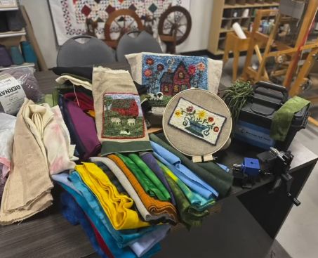 Traditional Rug Hooking Workshop with Freda Jackson