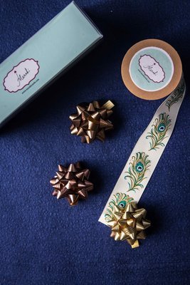 Star Bows Gold, Antique Gold and, Bronze Star Bows Gold, Antique Gold and, Bronze