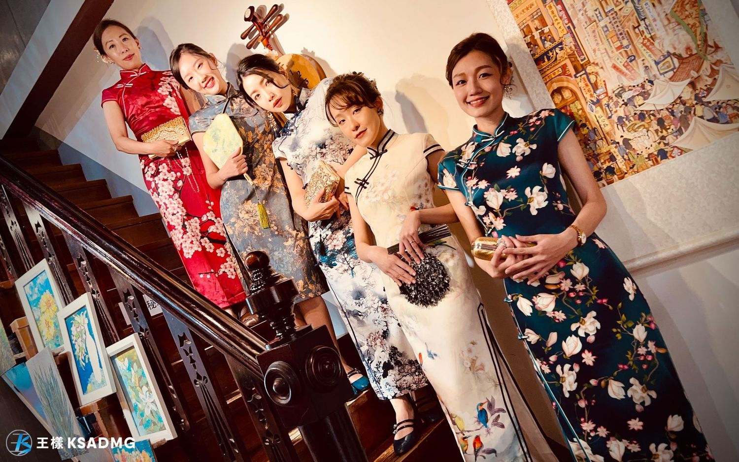 Cheongsam dressing up experience (ENGLISH)