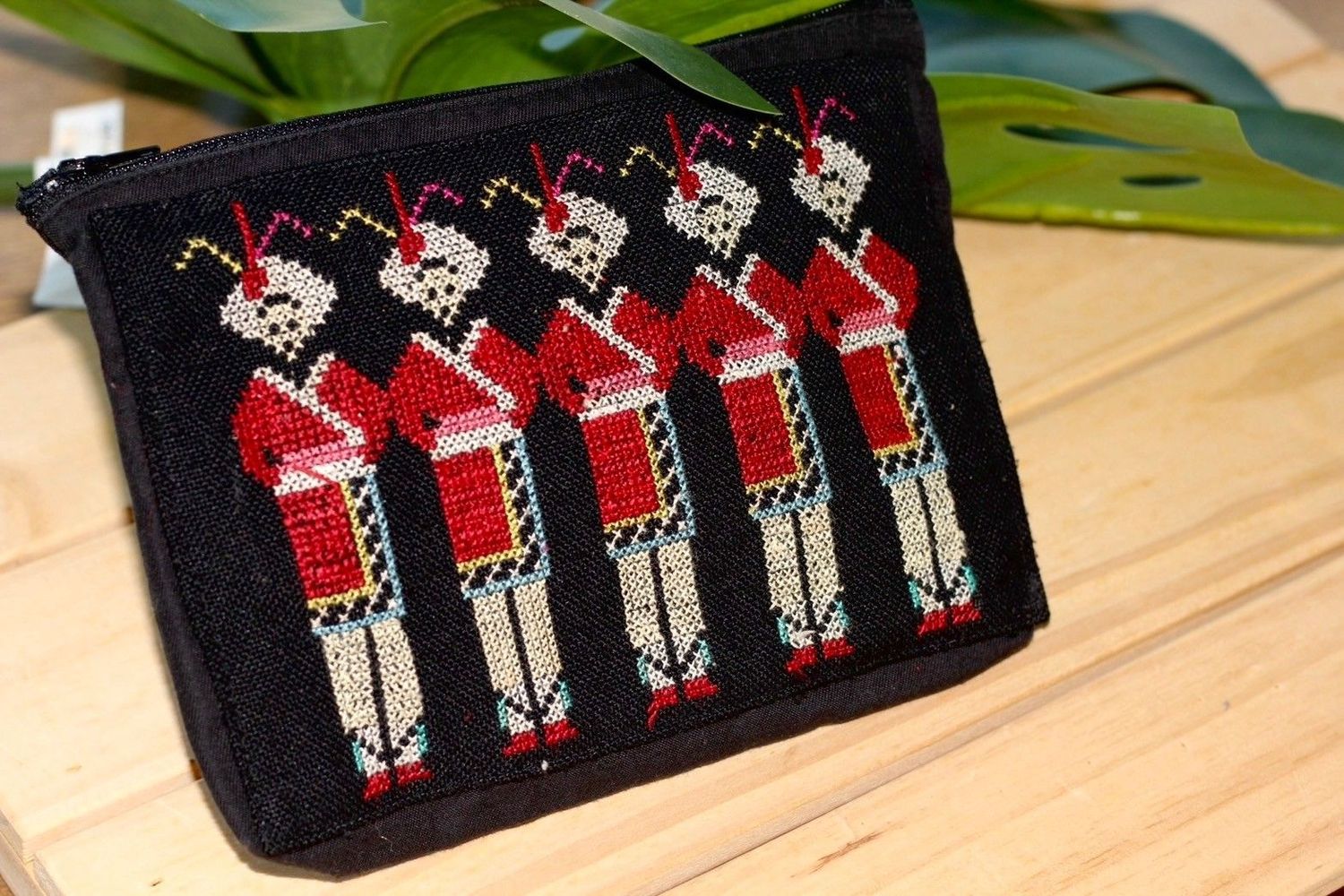 【蘭的風工作室】kiloma’an刺繡化妝包