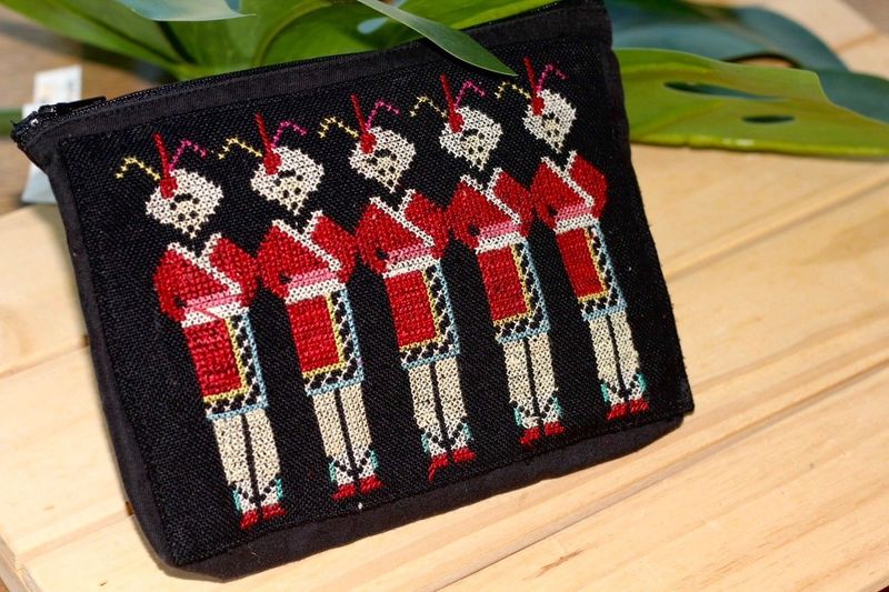 【蘭的風工作室】kiloma’an刺繡化妝包