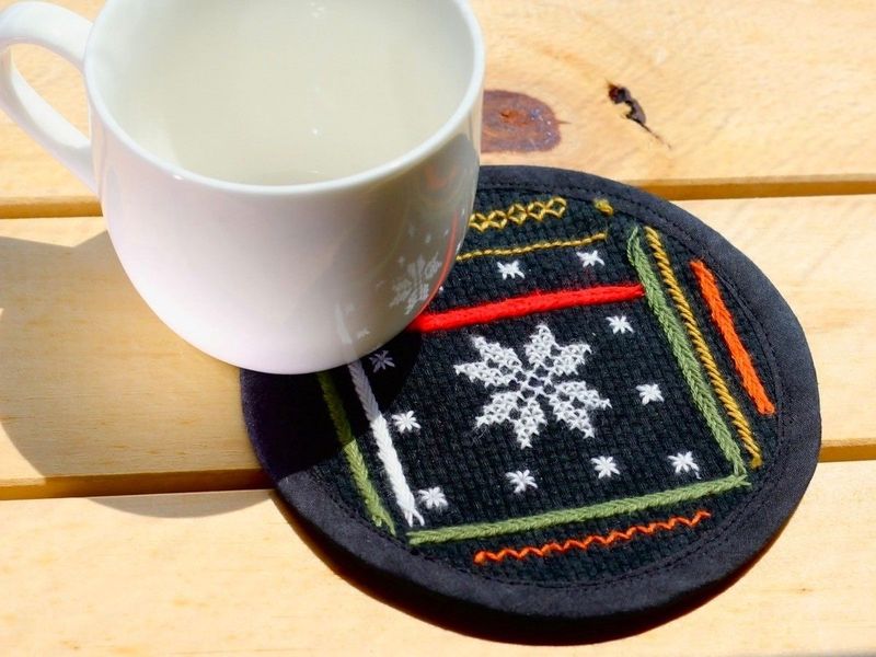 【蘭的風工作室】刺繡杯墊​