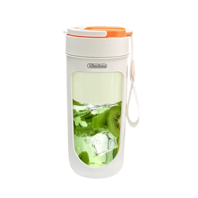 Enjoy Fresh Juice on the Go: Wireless Portable Juicer Makes Healthy Living Easy