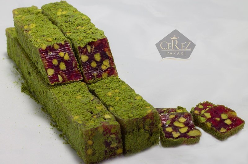 Delight with Pomegranate and Pistachio Powder Coated &quot; 5KG&quot;