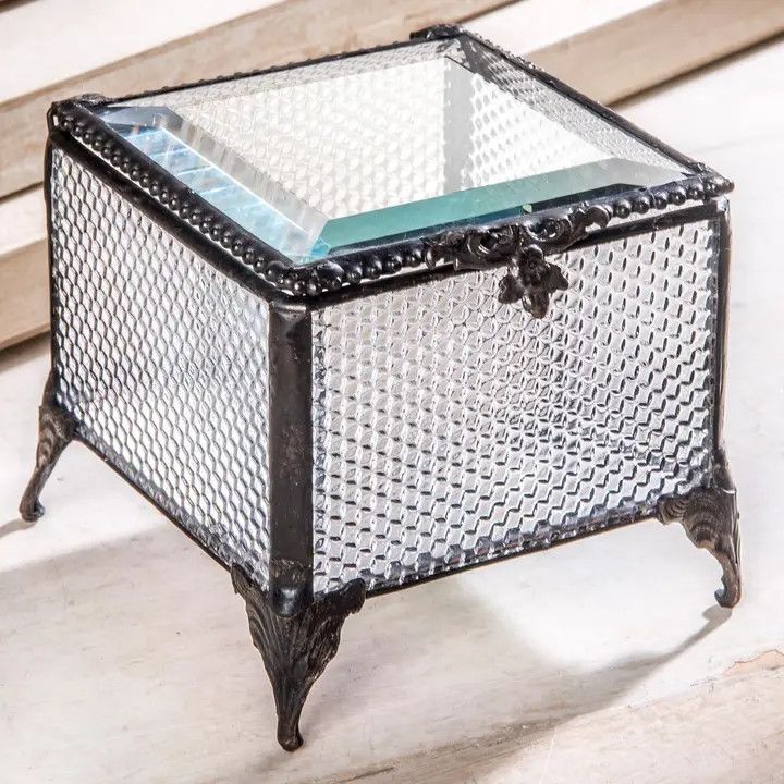 Clear Ridged Glass Square Jewelry Box