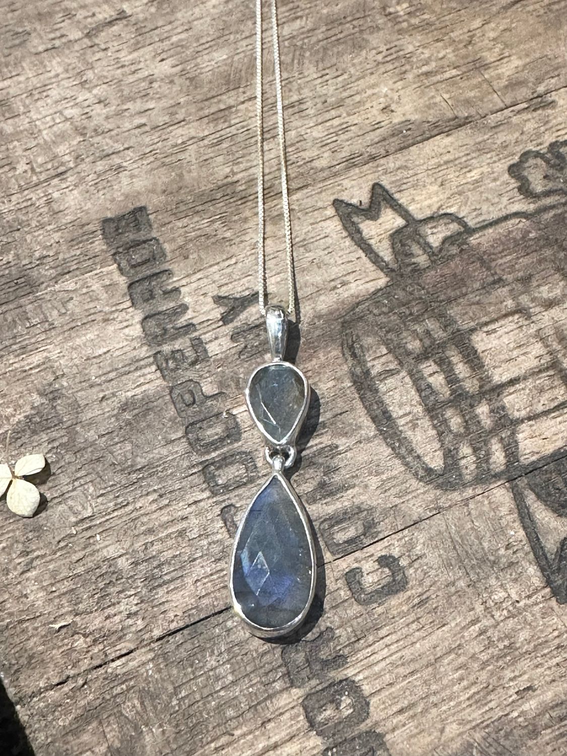 Faceted Double Teardrop Necklace, Gemstone: Labradorite
