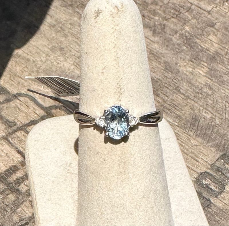 SS Aquamarine Diamond Oval Ring