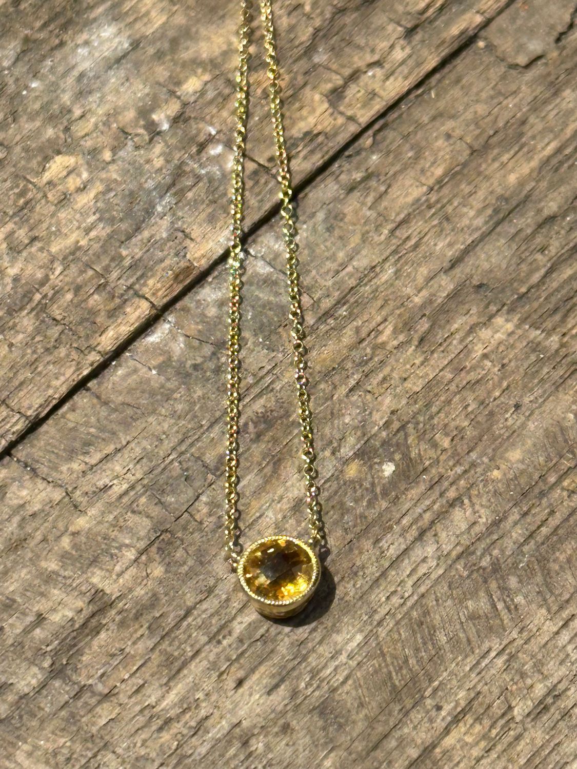 14k Bezel Round Pendant Necklace