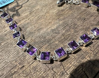 Buff Top Bracelet, Gemstone: Amethyst