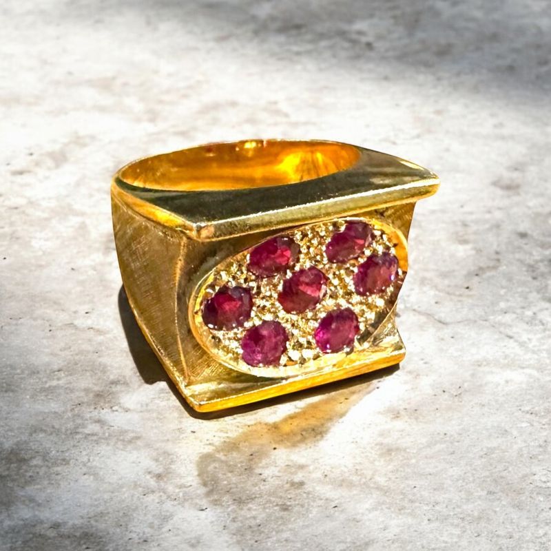 18k Gold 7 Ruby Heavy Ring